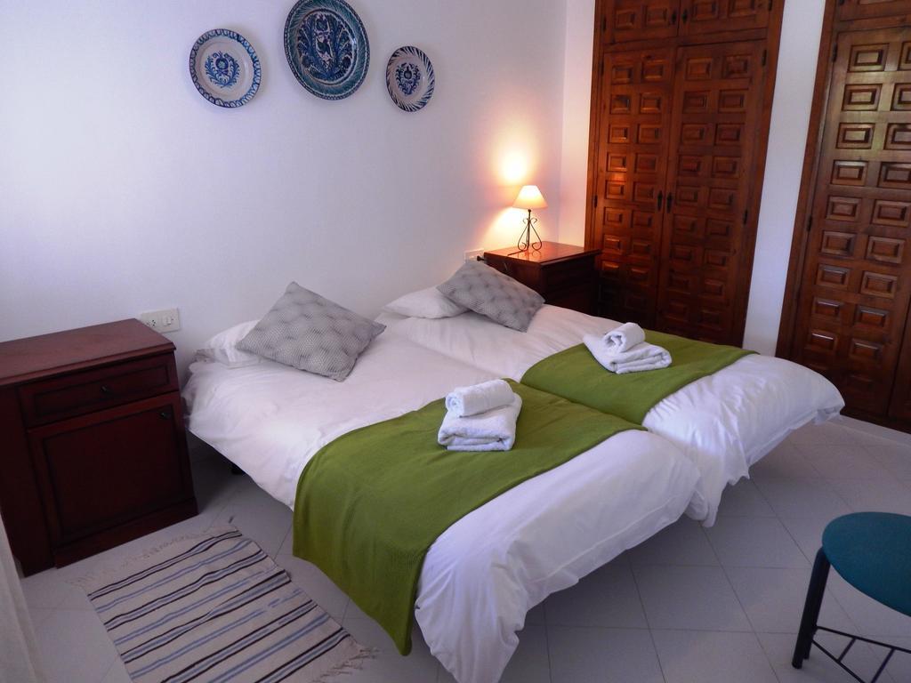 Villa Carfax Orba Екстер'єр фото